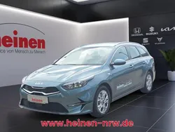Grau Gebraucht 2025 Kia Ceed Sportswagon Kombi | 25.580 € (Superpreis)
