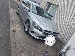 Silber Gebraucht 2016 Mercedes CLA180 Shooting Brake Kombi | 8.555 € (Guter Preis)
