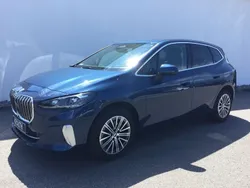 Blau Gebraucht 2023 BMW 220 Active Tourer Efficient Dynamics Van / Kleinbus | 33.690 € (Fairer Preis)