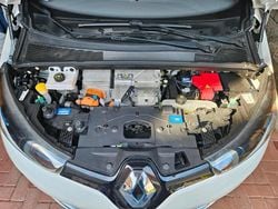 Weiß Gebraucht 2013 Renault Zoe Kleinwagen | 5.655 € (Fairer Preis)