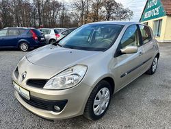 Braun Gebraucht 2006 Renault Clio II Limousine | 3.390 € (Etwas zu teuer)