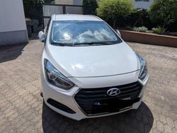 Gebraucht 2016 Hyundai i40 Trend Kombi | 7.500 € (Fairer Preis)