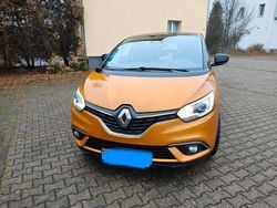 Gelb Gebraucht 2017 Renault Scénic IV Intens Van / Kleinbus | 11.750 € (Guter Preis)