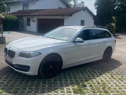 Weiß Gebraucht 2015 BMW 525 Kombi | 8.400 € (Superpreis)