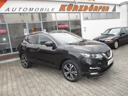 Schwarz Gebraucht 2019 Nissan Qashqai N-Connecta SUV | 18.900 € (Fairer Preis)