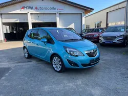 Aquamarin mi2 Gebraucht 2010 Opel Meriva Van / Kleinbus | 9.900 € (Teuer)