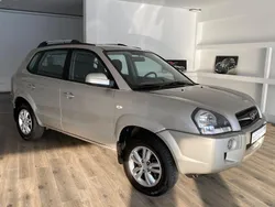 Silber Gebraucht 2008 Hyundai Tucson GLS SUV | 3.990 € (Fairer Preis)