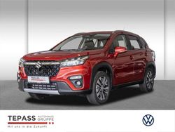 Energetic red pearl metallic Neu 2025 Suzuki SX4 Comfort+ SUV | 31.911 € (Fairer Preis)