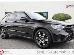 Schwarz Gebraucht 2022 Mercedes GLC200 Night SUV | 38.980 € (Fairer Preis)