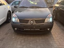 Schwarz Gebraucht 2003 Renault Clio II Kleinwagen | 1.000 € (Guter Preis)
