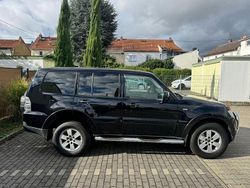 Schwarz Gebraucht 2007 Mitsubishi Pajero SUV | 12.500 € (Fairer Preis)