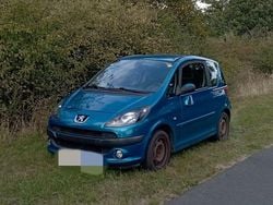 Blau Gebraucht 2008 Peugeot 1007 Kleinwagen | 2.800 € (Guter Preis)
