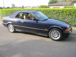 Blau Gebraucht 1998 BMW 318 Cabriolet Cabrio | 11.900 €