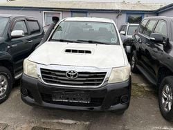 Weiß Gebraucht 2011 Toyota HiLux Life Abholung | 9.999 € (Guter Preis)