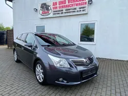 Grau Gebraucht 2009 Toyota Avensis Executive Kombi | 5.950 € (Etwas zu teuer)