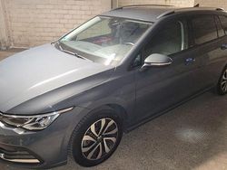 Grau Gebraucht 2022 VW Golf VIII Active Kombi | 19.900 € (Guter Preis)