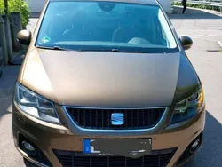 Braun Gebraucht 2013 Seat Alhambra Van / Kleinbus | 11.000 € (Fairer Preis)