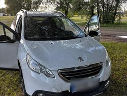 Weiß Gebraucht 2016 Peugeot 2008 SUV | 8.000 € (Fairer Preis)
