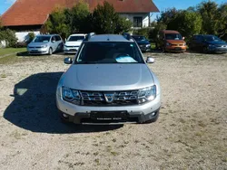 Silber Gebraucht 2015 Dacia Duster Lauréate SUV | 7.900 € (Fairer Preis)