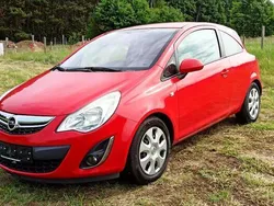 Rot Gebraucht 2011 Opel Corsa Kleinwagen | 3.450 € (Fairer Preis)