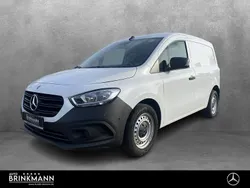 Weiß Gebraucht 2023 Mercedes Citan 112 Van / Kleinbus | 22.290 € (Fairer Preis)