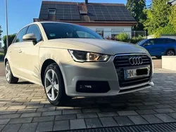 Weiß Gebraucht 2018 Audi A1 Sportback Sport Kleinwagen | 13.600 € (Fairer Preis)