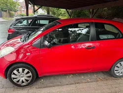 Rot Gebraucht 2008 Toyota Yaris Kleinwagen | 2.200 € (Fairer Preis)