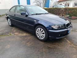 Blau Gebraucht 2003 BMW 318 Performance Coupé | 3.500 € (Fairer Preis)