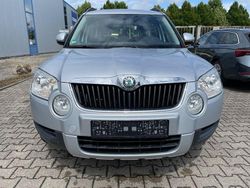 Grau Gebraucht 2012 Skoda Yeti Active SUV | 5.750 € (Guter Preis)