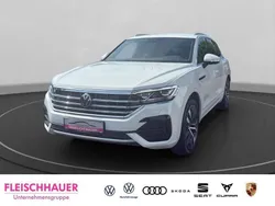 Weiss Gebraucht 2022 VW Touareg R-line SUV | 49.990 € (Fairer Preis)