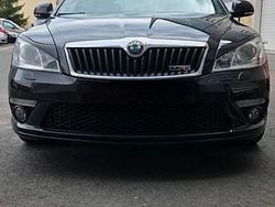 Schwarz Gebraucht 2011 Skoda Octavia RS Kombi | 6.000 €