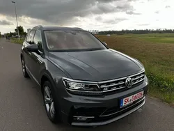 Grau Gebraucht 2019 VW Tiguan Highline SUV | 26.999 € (Fairer Preis)