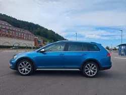 Blau Gebraucht 2015 VW Golf Alltrack Kombi | 9.999 € (Fairer Preis)