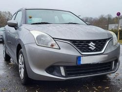 Grau Gebraucht 2016 Suzuki Baleno Limousine | 5.000 € (Fairer Preis)
