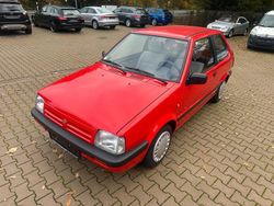 Rot Gebraucht 1993 Nissan Micra Kleinwagen | 2.990 €