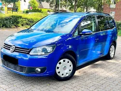 Blau Gebraucht 2011 VW Touran Comfortline Van / Kleinbus | 3.800 € (Guter Preis)