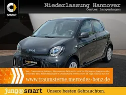 Schwarz Gebraucht 2022 Smart ForFour Electric Drive Limousine | 9.690 € (Fairer Preis)