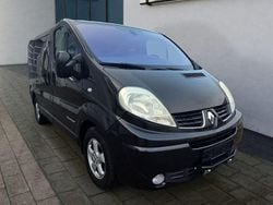 Schwarz Gebraucht 2011 Renault Trafic Privilege Van / Kleinbus | 7.980 € (Superpreis)