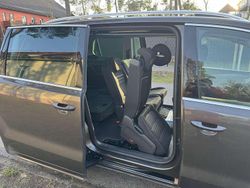 Braun Gebraucht 2015 VW Sharan Cup Van / Kleinbus | 19.500 €