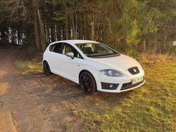 Weiß Gebraucht 2011 Seat Leon FR Kleinwagen | 6.399 € (Fairer Preis)