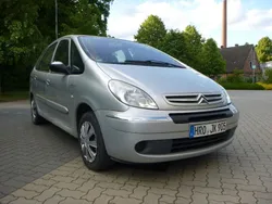 Grau Gebraucht 2004 Citroën Xsara Picasso Comfort Van / Kleinbus | 700 € (Superpreis)