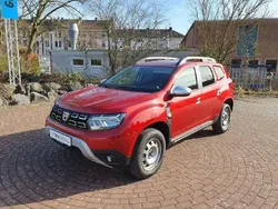 Rot Gebraucht 2022 Dacia Duster Prestige SUV | 17.995 € (Fairer Preis)