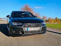 Grau Gebraucht 2018 Audi A4 Kombi | 17.500 € (Fairer Preis)