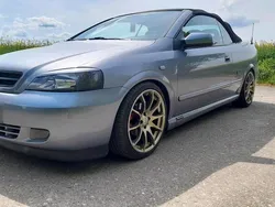 Grau Gebraucht 2003 Opel Astra Cabriolet Cabrio | 3.999 € (Teuer)