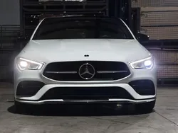 Weiß Gebraucht 2022 Mercedes CLA180 AMG line Limousine | 29.800 € (Fairer Preis)