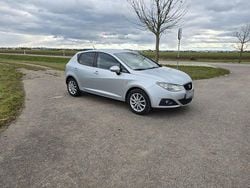 Silber Gebraucht 2011 Seat Ibiza Style Limousine | 2.499 € (Guter Preis)