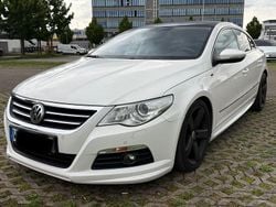 Weiß Gebraucht 2011 VW Passat R-line Coupé | 8.600 €