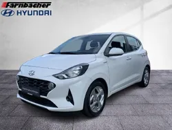 Atlas white / sol Gebraucht 2023 Hyundai i10 Trend Kleinwagen | 15.990 € (Fairer Preis)