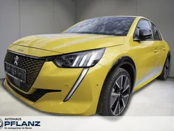 Gelb Gebraucht 2022 Peugeot e-208 GTi Kleinwagen | 19.690 € (Fairer Preis)