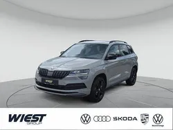 Stahlgrau Gebraucht 2019 Skoda Karoq SportLine SUV | 22.880 € (Fairer Preis)